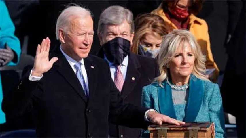 Emocionante momento de la jura de Joe Biden. (Foto: ABC News)