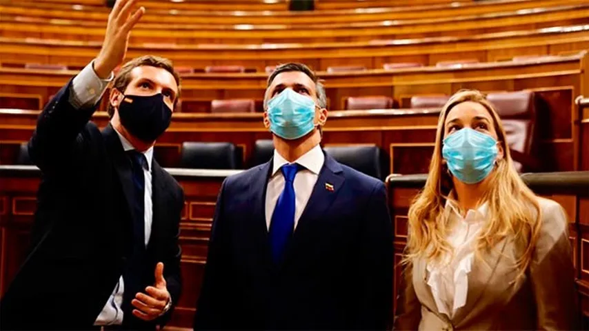 Leopoldo López y Lilian Tintori en su visita al Congreso con Pablo Casado. (Foto: @LeopoldoLópez)